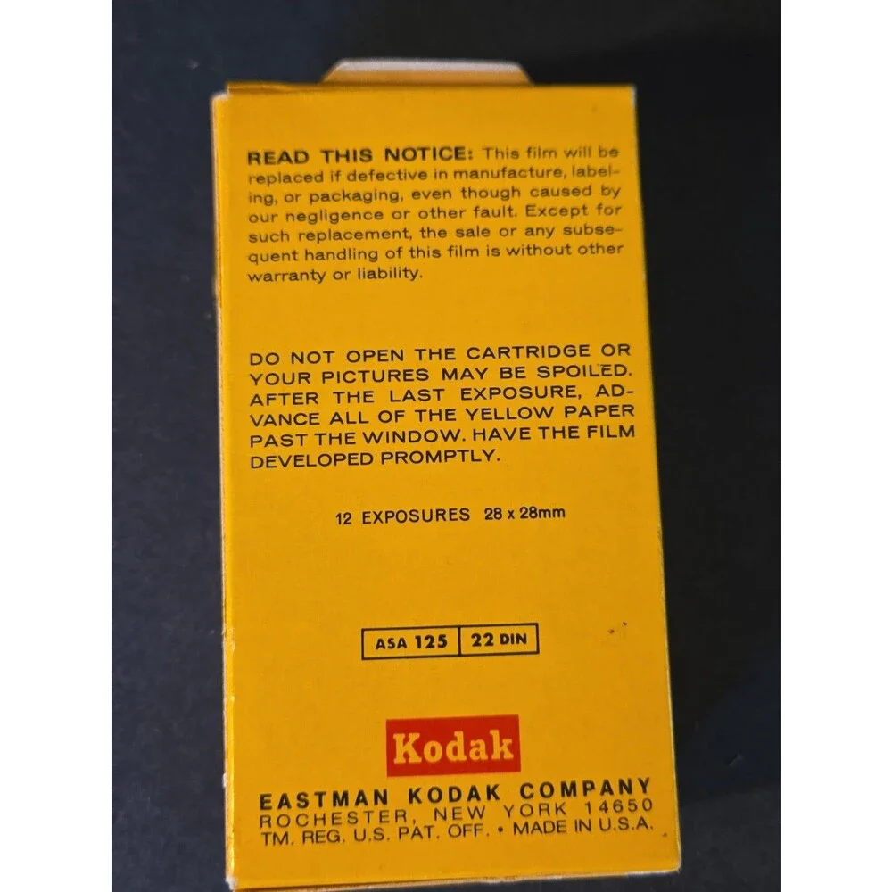 Vintage Imperial Instant Load 900 126 Camera Original Box w/ Sealed Expired Film